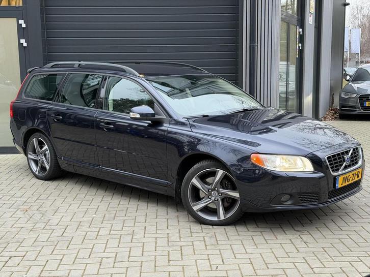 Volvo V70 2.5T Momentum, Auto's, Volvo, Bedrijf, Te koop, V70, ABS, Adaptieve lichten, Airbags, Airconditioning, Alarm, Bochtverlichting