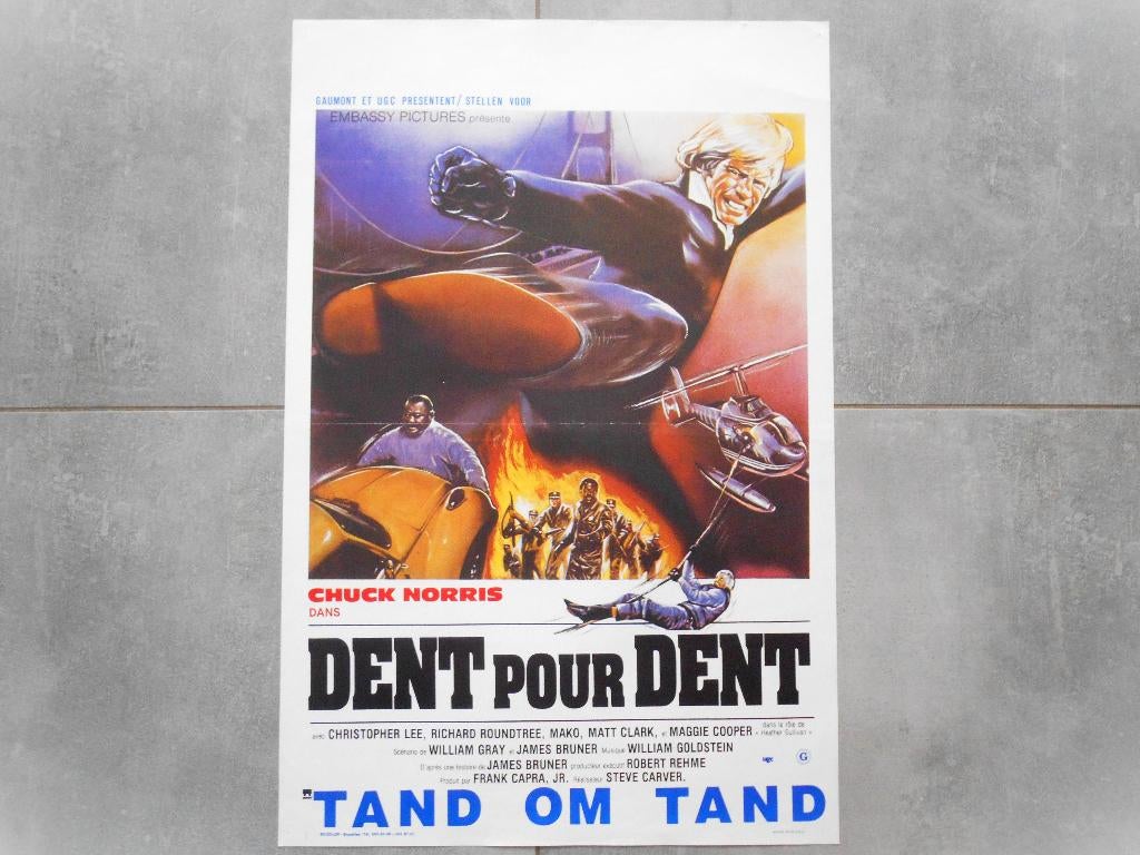 An Eye For An Eye - Belgische poster - Norris, Verzamelen, Posters, Gebruikt, Film en Tv, A1 t/m A3, Rechthoekig Staand, Verzenden