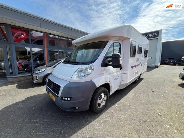 Mc louis P700 641SD0 + Dak Airco Bouwjaar 2008, Caravans en Kamperen, Campers, Bedrijf, McLouis, Diesel, Handgeschakeld, Airconditioning