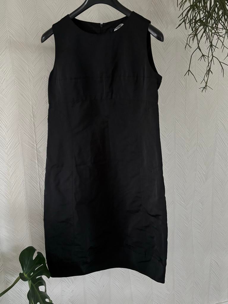 Max Mara little black dress maat 42, Zwart, Maat 42/44 (L), Ophalen of Verzenden, Zo goed als nieuw
