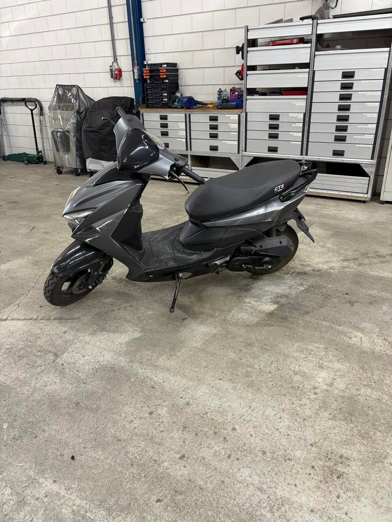 Scooter Sicorro GTS  opknaper, Ophalen, Gebruikt, Maximaal 45 km/u, Benzine