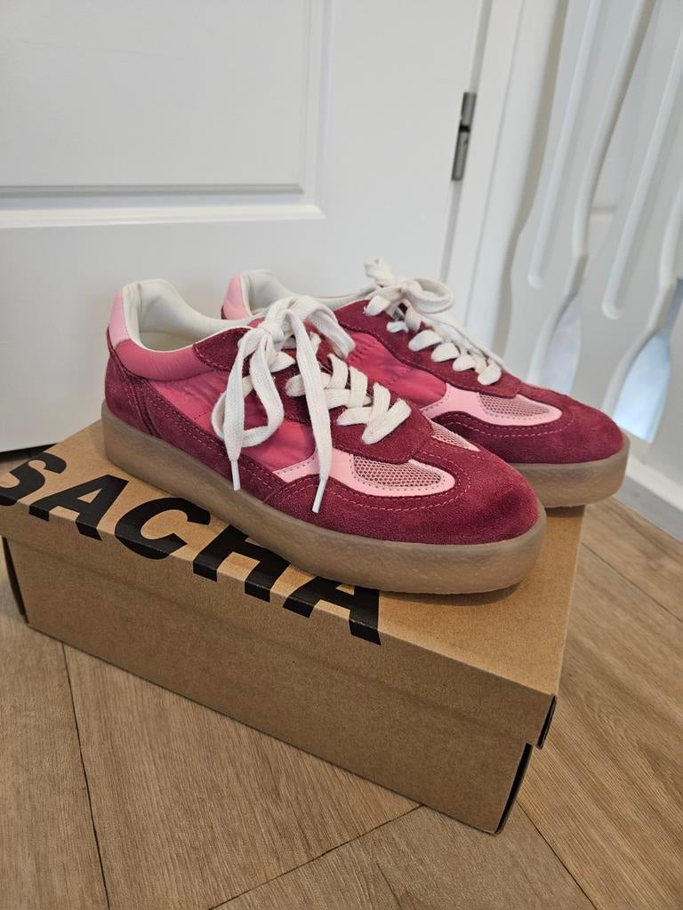Sacha rode sneakers maat 40, Nieuw, Ophalen of Verzenden, Sneakers of Gympen, Sacha