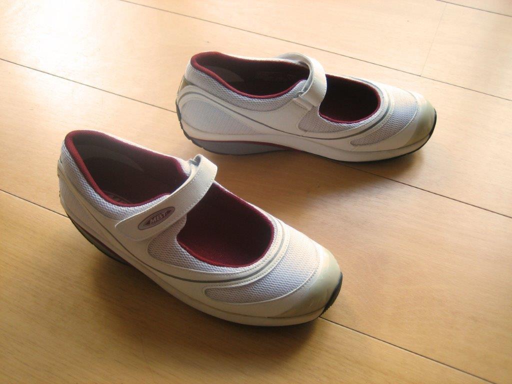 Witte SHAPE-UP comfortschoen MBT SWISS 40-41 snazzeys, Kleding | Dames, Schoenen, MBT Swiss, Verzenden, Wit, Sneakers of Gympen