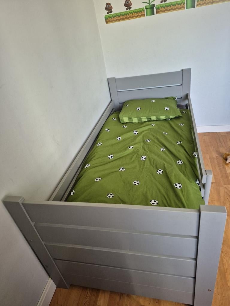 Kinderbed 200x90 met uitvalbeveiliging en lades, 85 tot 100 cm, Gebruikt, 180 cm of meer, Ophalen