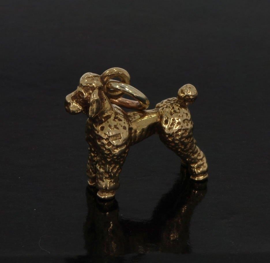Poedel hond ketting hanger vintage gouden bedel armband, Sieraden, Tassen en Uiterlijk, Verzenden, Goud, Hanger, Met edelsteen