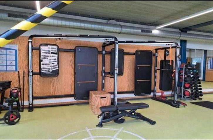 Matrix Connexus multi rek / multistation, Sport en Fitness, Fitnessmaterialen, Gebruikt, Overige typen, Armen, Benen, Borst, Buik