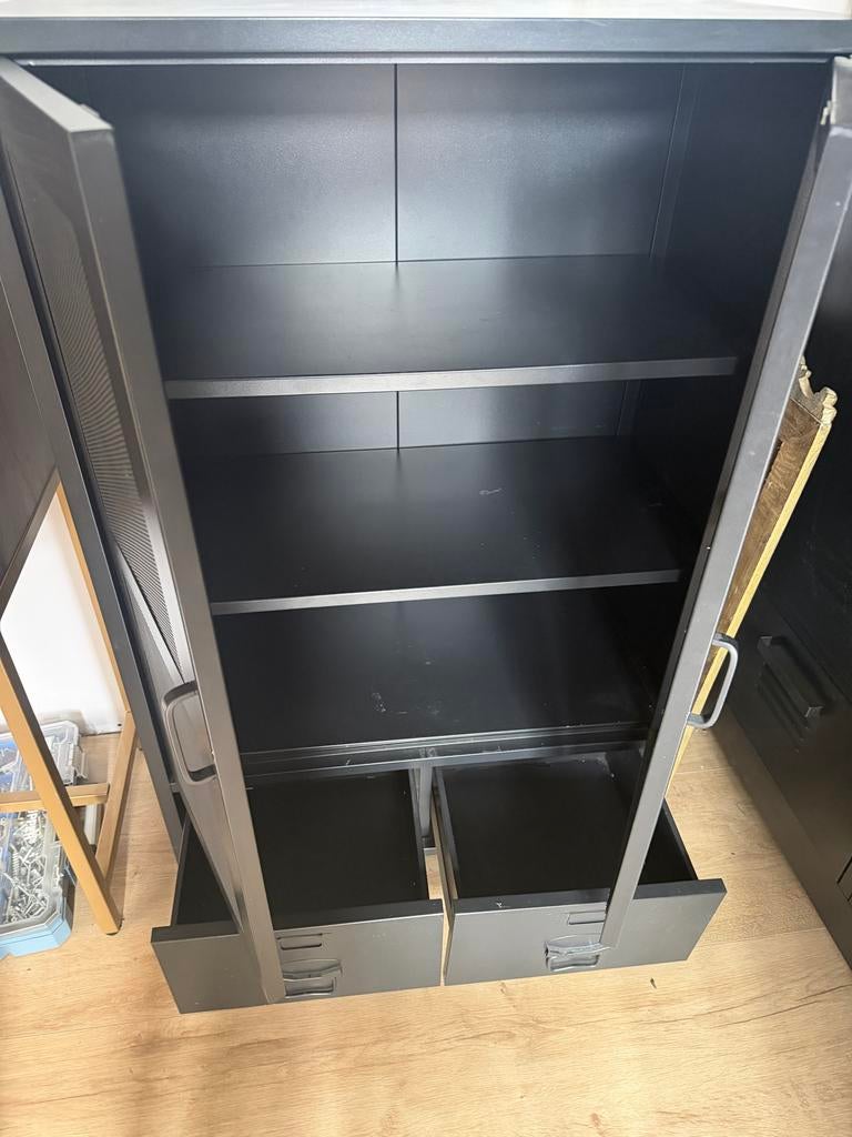 Zwarte metalen kast met lades, Huis en Inrichting, Kasten | Overige, Ophalen of Verzenden, Zo goed als nieuw