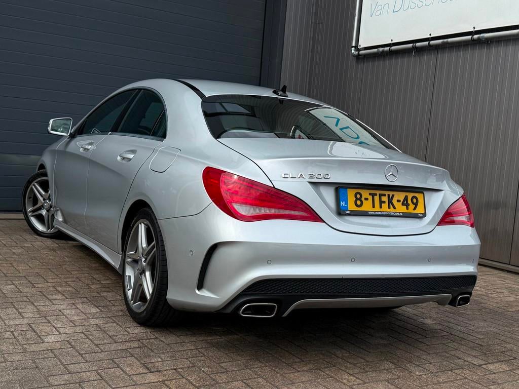 Mercedes-Benz CLA-klasse 200 Ambition | AMG Line | Automaat, Auto's, Mercedes-Benz, Gebruikt, 715 kg, Bedrijf, Sedan