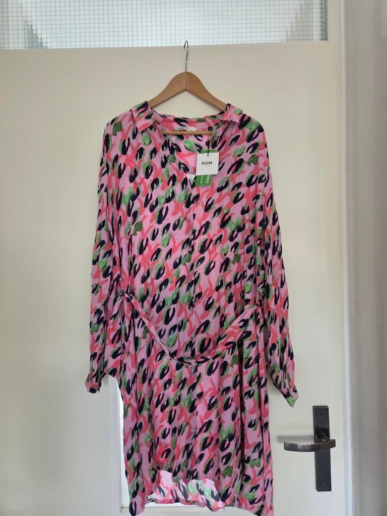 NIEUW Pom dress + shawl mt 44 - geweldige kwaliteit, Maat 42/44 (L), Nieuw, Ophalen of Verzenden, Roze