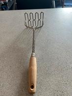 Aardappelstamper met houten handvat - 35 cm, Ophalen of Verzenden, Gebruikt