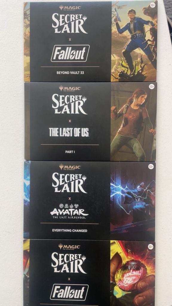 Secret lair, Ophalen of Verzenden, Nieuw, Meerdere kaarten