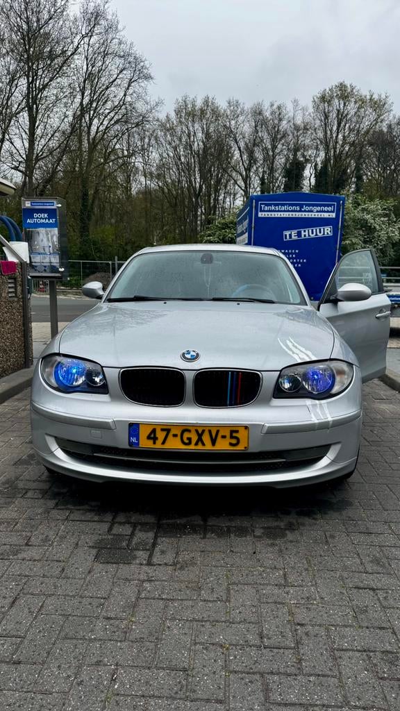BMW 1-Serie 1.6 116I 5DR 2008 Grijs, Auto's, 1-Serie, Achterwielaandrijving, 1599 cc, 4 cilinders