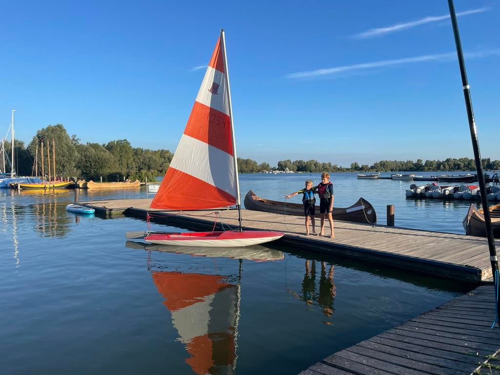 Topper zeilboot met strandtrailer, Watersport en Boten, Ophalen, Geen motor, Gebruikt, Laser