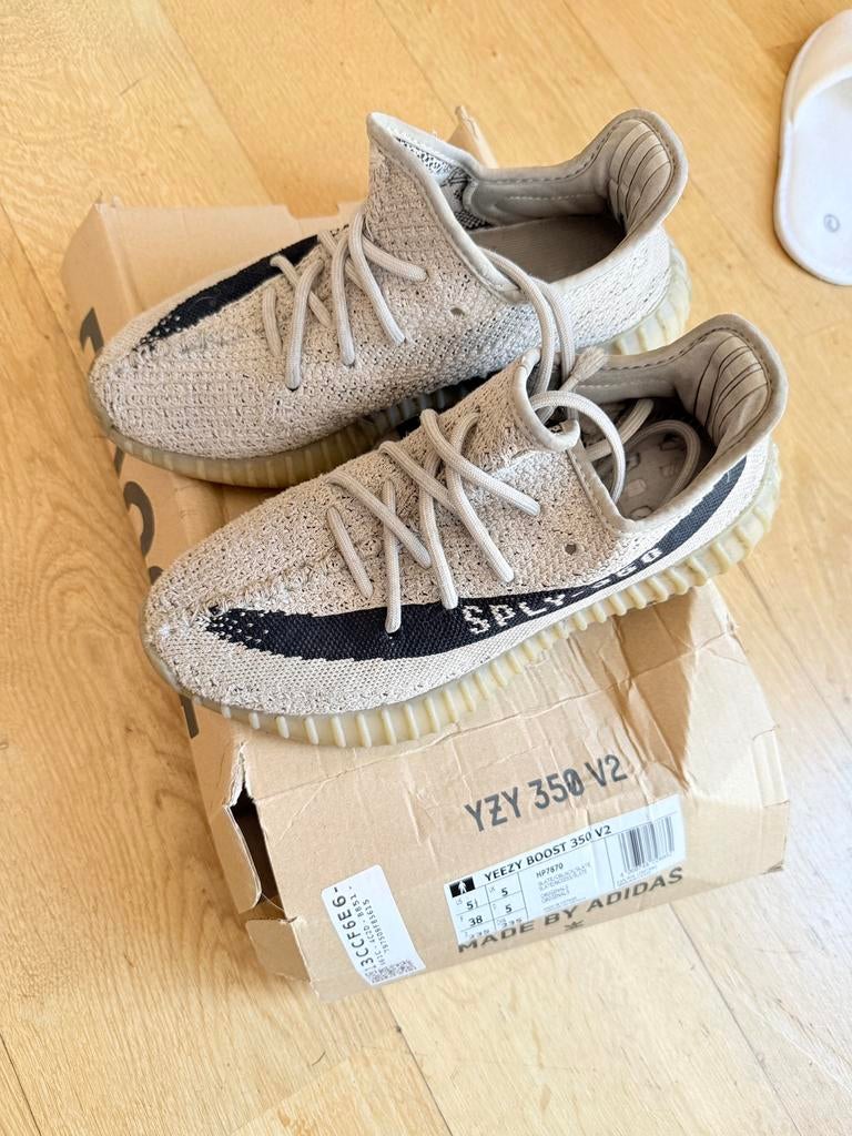 adidas gazelle silver green womens Adidas Yeezy Boost 350 V2 Steel Grey main image 1