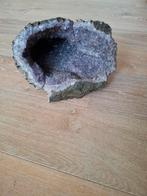 Amethist geode gelijmd, Verzamelen, Mineralen en Fossielen, Ophalen, Mineraal