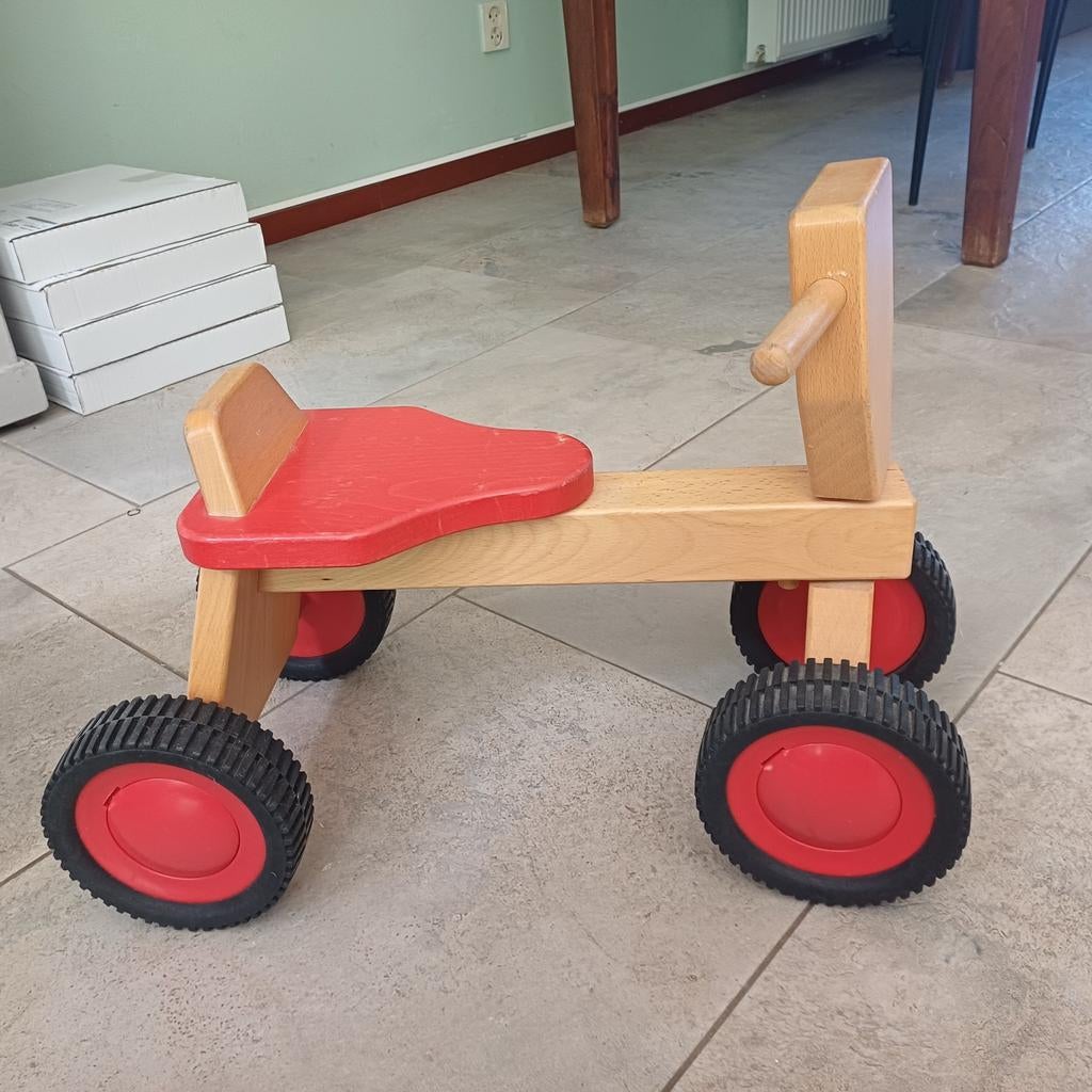Mooi sterk houten 4 wiel loopfietsje, Kinderen en Baby's, Speelgoed | Buiten | Voertuigen en Loopfietsen, Ophalen of Verzenden