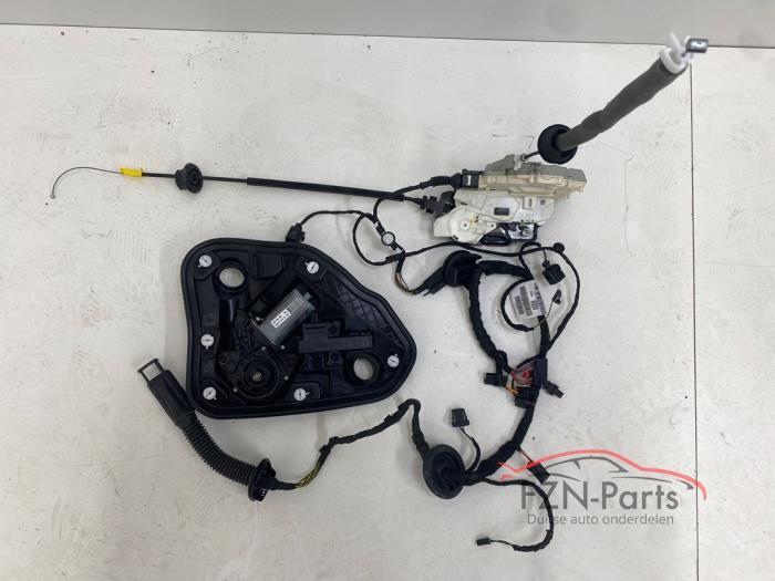 Audi A7 4G8 Soft close servosluiting Portier Links-achter, Auto-onderdelen, Ophalen of Verzenden, Gebruikt