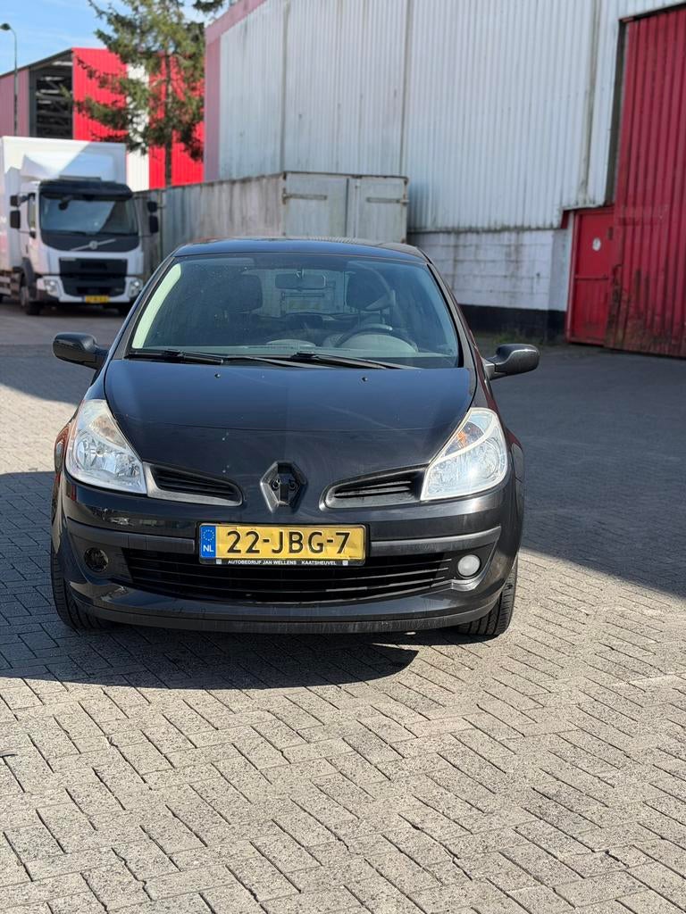 Renault Clio 1.2 16V 55KW 3-DRS 2009 Zwart, Auto-onderdelen, Ophalen, Gebruikt, Renault, Bumper