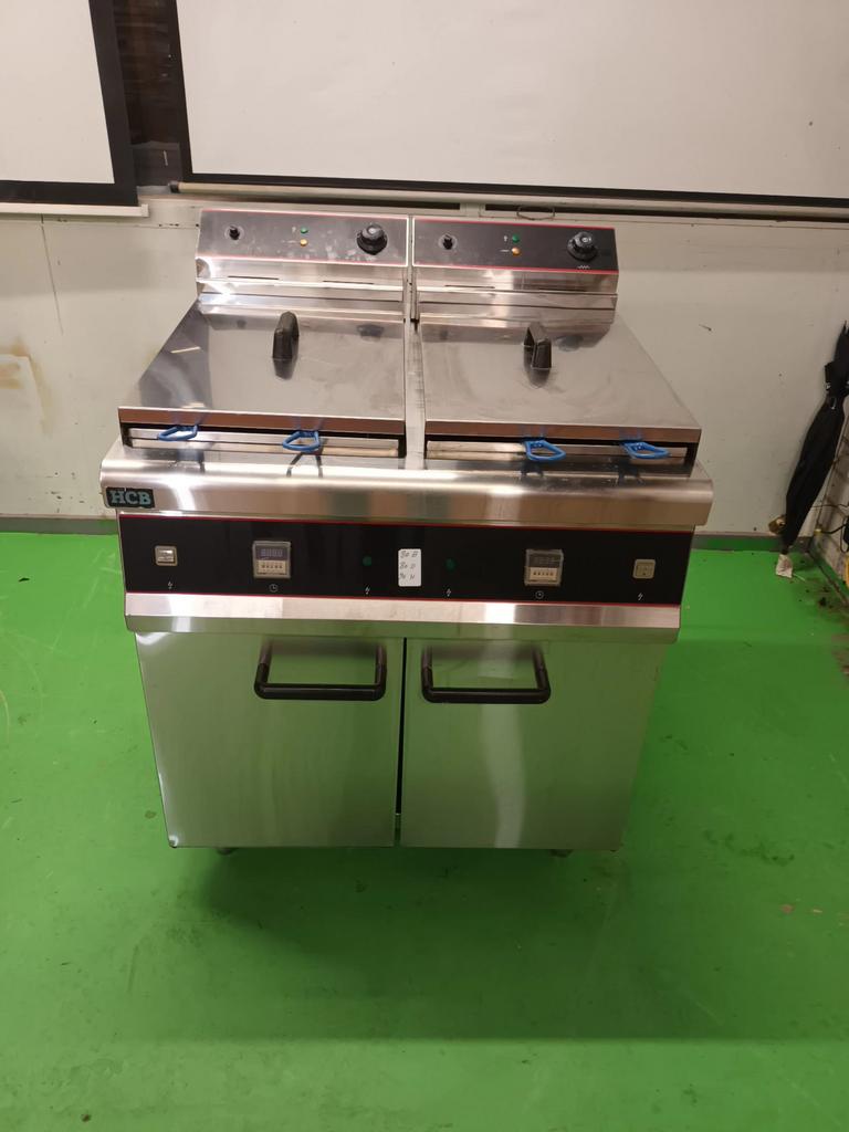 Horeca dubbele frituur frieteuse 2x30 liter, Ophalen, Ovens, Magnetrons en Steamers