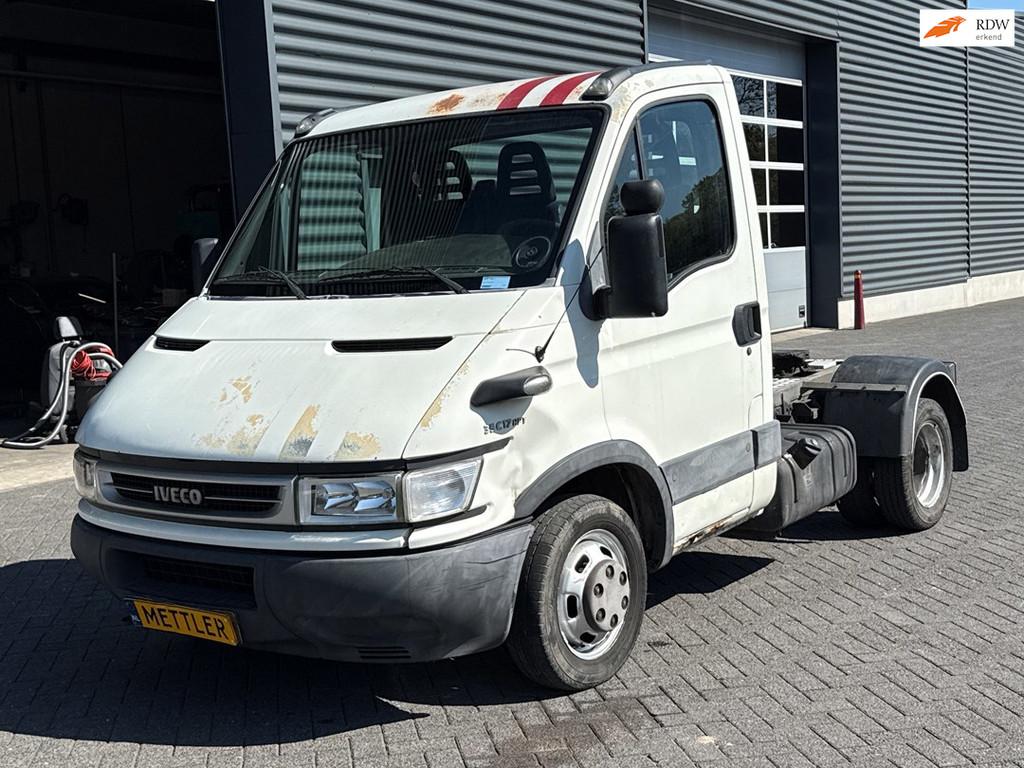 Iveco Daily 35C17 300 BE Trekker, luchtremmen, Achterwielaandrijving, Gebruikt, 4 cilinders, Iveco