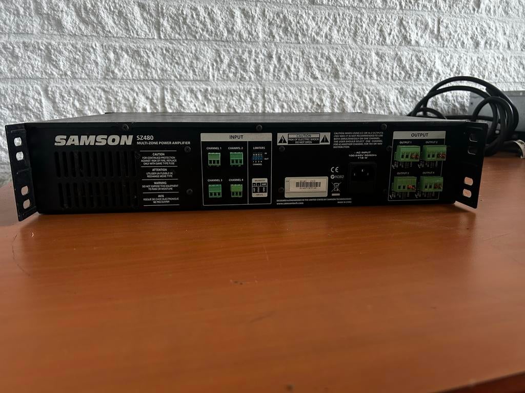 Samson SZ480 Multi-Zone Eindversterker, Overige merken, Overige systemen, Ophalen of Verzenden, Zo goed als nieuw