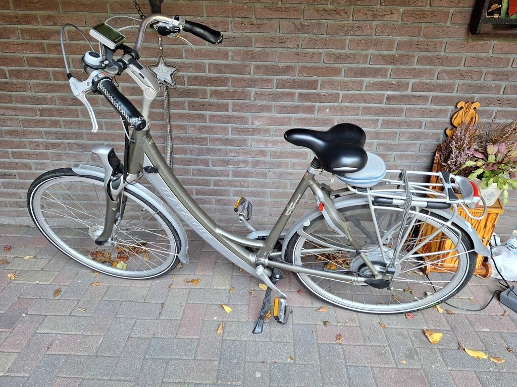 Elektrische Batavus Damesfiets - Comfortabel & Betrouwbaar, Fietsen en Brommers, Elektrische fietsen, Ophalen, Gebruikt, Batavus