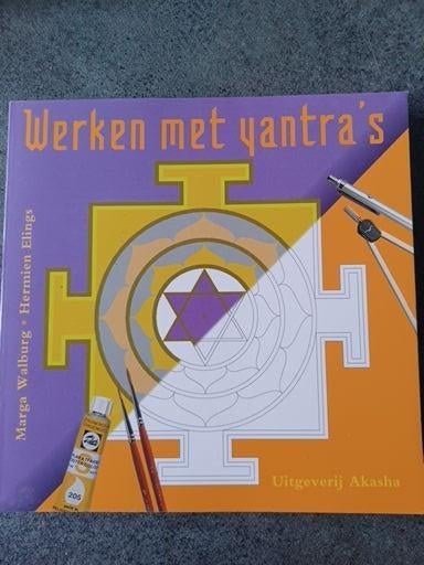 M. Walburg - Werken met yantra's, Spiritualiteit algemeen, Ophalen of Verzenden, Zo goed als nieuw, M. Walburg