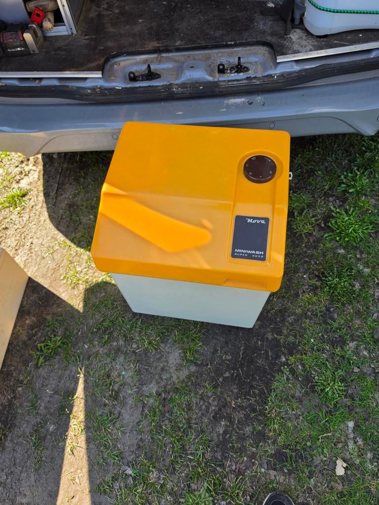 Te koop diverse camping attributen zoals wasmachine, Caravans en Kamperen, Caravan accessoires, Ophalen of Verzenden, Zo goed als nieuw