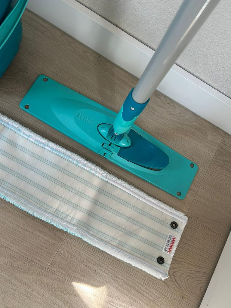 Leifheit dweil met emmer, Huis en Inrichting, Schoonmaakartikelen, Ophalen of Verzenden, Dweilemmer, -bak, of -wagen