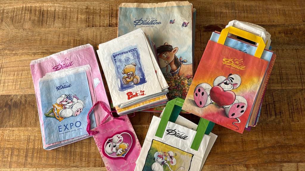 Diddl: veel zakjes en tasjes, Verzamelen, Diddl, Ophalen of Verzenden, Verschillende figuren, Gebruikt, Papier, Kaart of Schrift