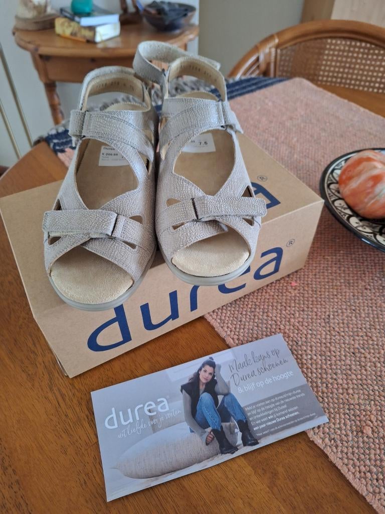 Durea sandalen taupe maat 7.5, Durea, Beige, Zo goed als nieuw, Sandalen of Muiltjes