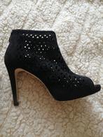 Zwarte suede look peeptoe enkel laars/pumps, maat 37,NIEUW!, Pumps, Zwart, Nieuw, Ophalen of Verzenden