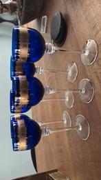 6 prachtige wijnglazen blauw met goud, Ophalen