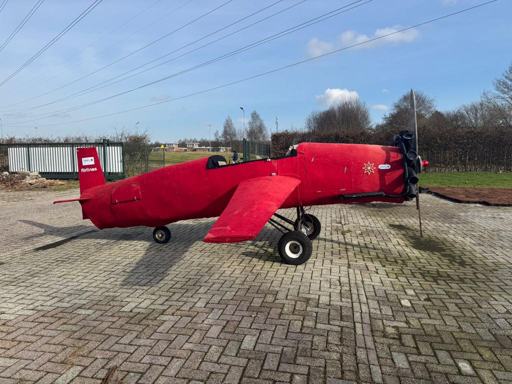 Decoratief vliegtuig rood, Verzamelen, Luchtvaart en Vliegtuigspotten, Ophalen of Verzenden, Gebruikt