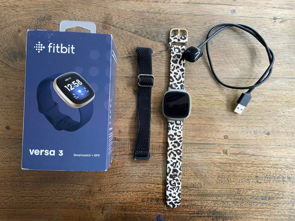 Fitbit Versa 3, Ophalen, Gebruikt, Zwart, Android