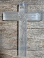 Mat glazen kruisbeeld, Ophalen, Zo goed als nieuw