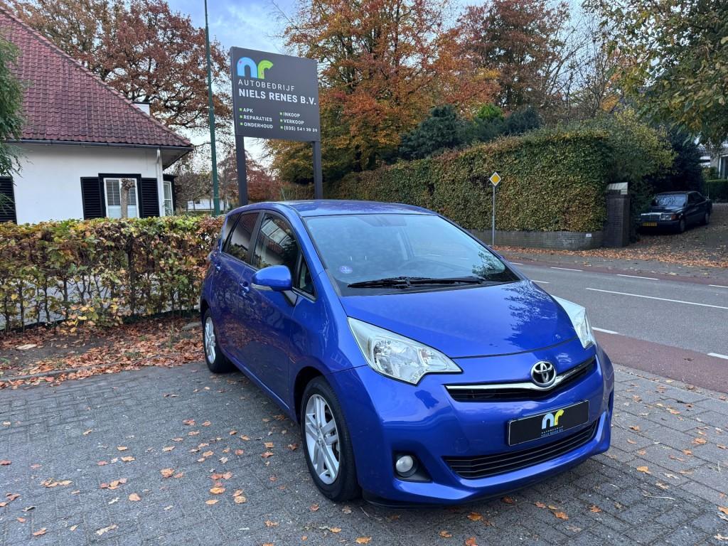 Toyota VERSO-S Airco/Bluetooth/Automaat/Navi/Garantie/Cruise, Auto's, Euro 5, Gebruikt, Huisgarantie, 4 cilinders