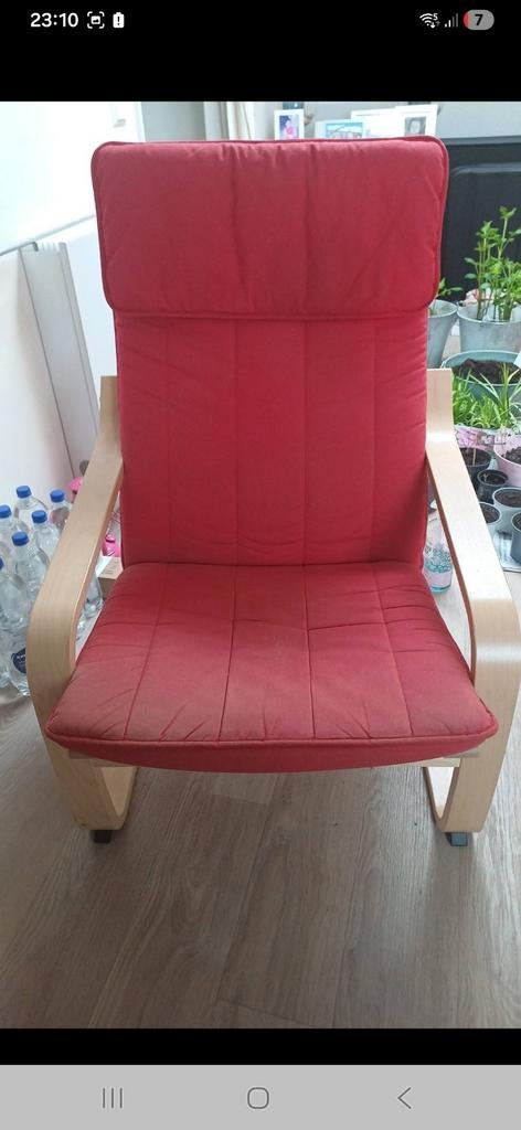 Gratis IKEA POÄNG Fauteuil - Berkenhout met Rood Kussen, Ophalen, Gebruikt