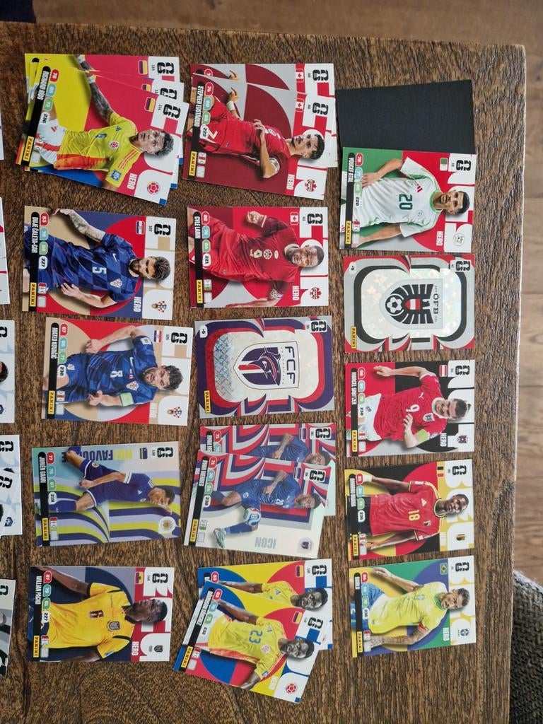 WK 2026 panini kaartjes 10-300, Hobby en Vrije tijd, Stickers en Plaatjes, Ophalen of Verzenden, Zo goed als nieuw, Meerdere plaatjes