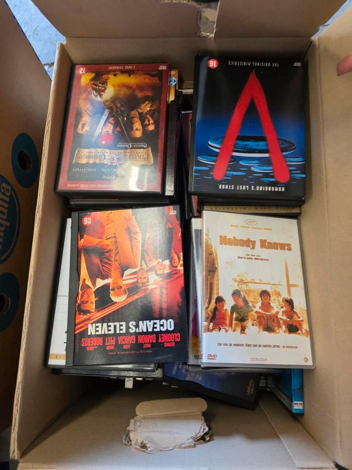 2 dozen met dvd s bekende titels, Cd's en Dvd's, Dvd's | Actie, Zo goed als nieuw, Alle leeftijden, Ophalen of Verzenden