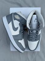 Nike Air Jordan 1 Mid Stealth - Maat 36.5, --, Nieuw, Ophalen of Verzenden, Sneakers of Gympen