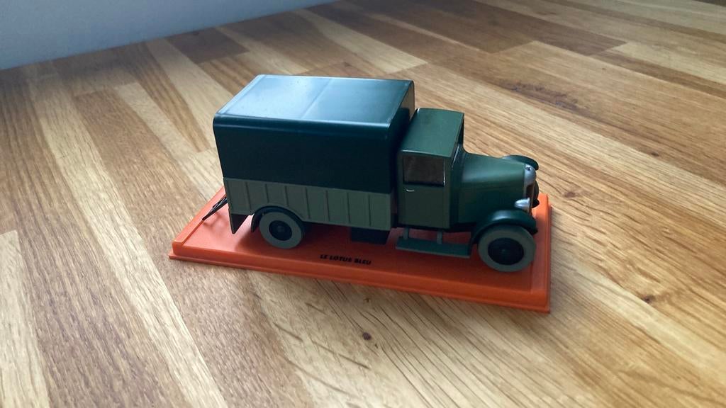 Kuifje auto lotus bleu 1:43, Hobby en Vrije tijd, Modelauto's | 1:43, Ophalen of Verzenden, Zo goed als nieuw, Auto, Overige merken