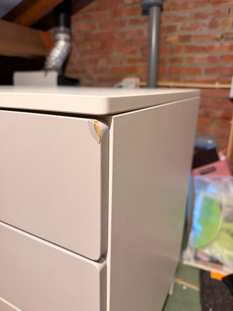 Ikea ladekast 60cm breed - prima staat met gebruikerssporen, Huis en Inrichting, Kasten | Ladekasten, 3 of 4 laden, Ophalen, Gebruikt