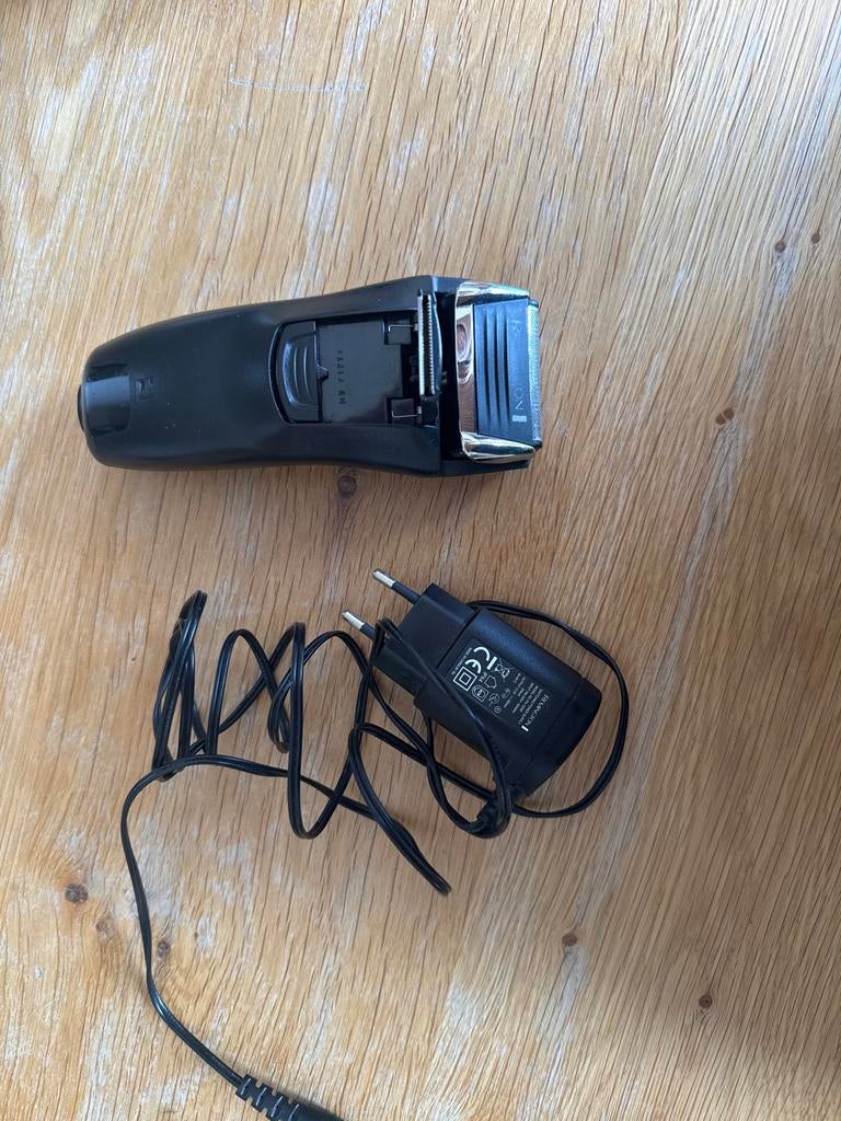 Remington scheerapparaat met oplader, Witgoed en Apparatuur, Persoonlijke-verzorgingsapparatuur, Ophalen of Verzenden, Gebruikt