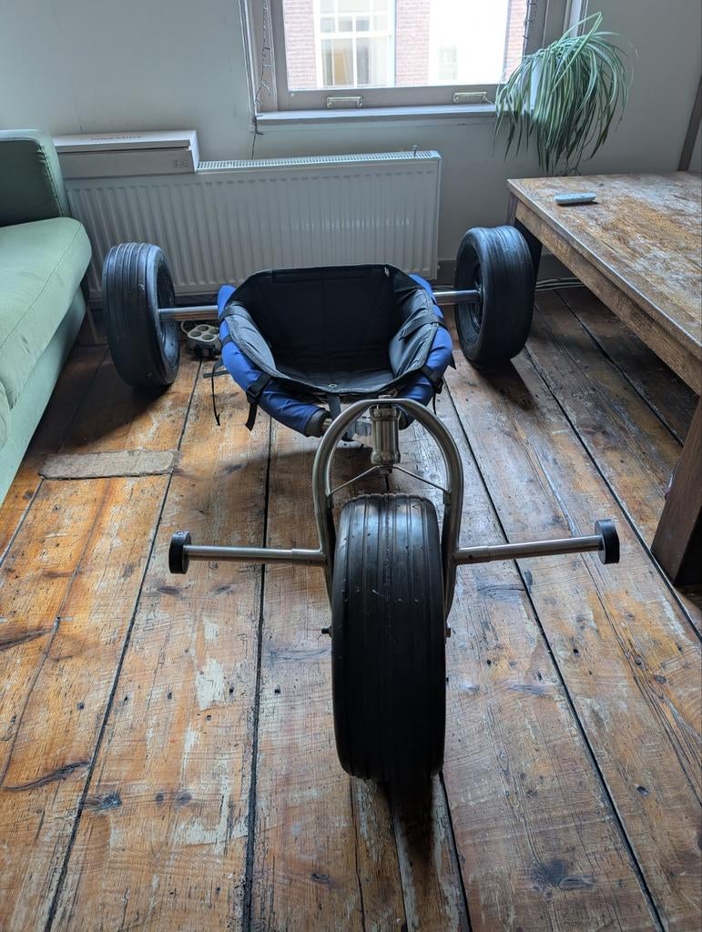 Peter Lynn buggy met parachutes, delta vliegers, Ophalen