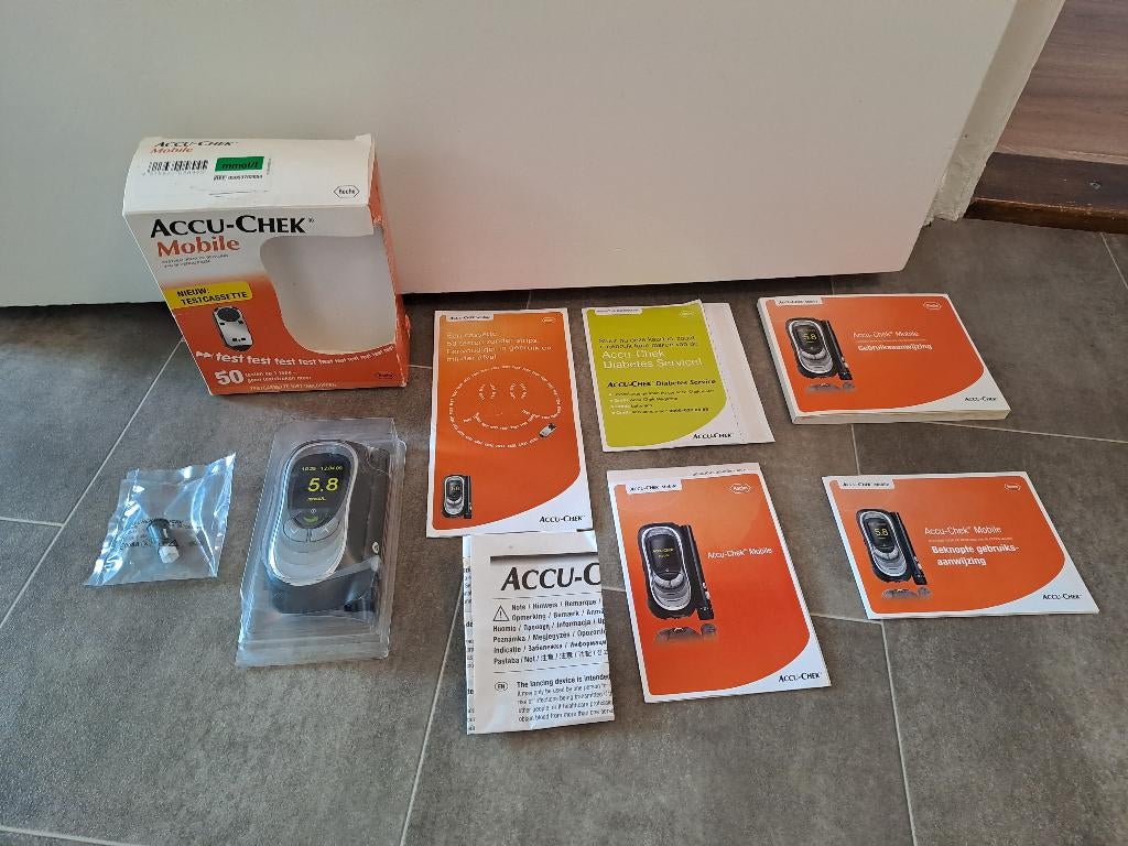 Accu-Chek Mobile bloedglucosemeter, Ophalen of Verzenden, Nieuw