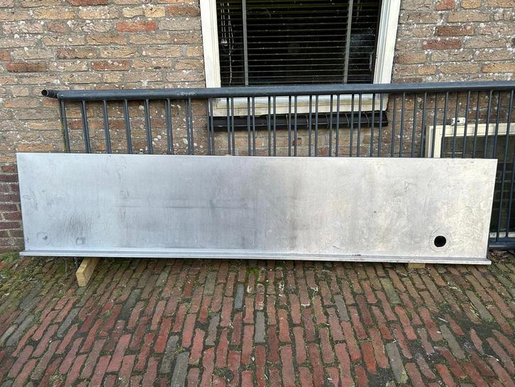 Werkblad van rvs., Huis en Inrichting, Keuken | Keukenelementen, Gebruikt, Minder dan 100 cm, 200 cm of meer, Grijs, Ophalen