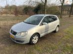 Volkswagen Polo 1.2 Trendline apk t/m15-02-2027, Voorwielaandrijving, 989 kg, 1198 cc, Bedrijf
