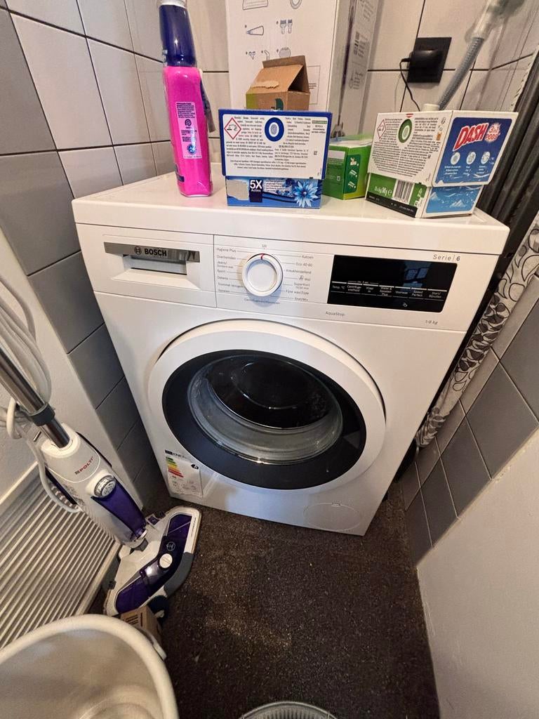 Bosch Serie 6 Wasmachine WUUE28T40NL, Witgoed en Apparatuur, Wasmachines, Ophalen, 1200 tot 1600 toeren, Gebruikt, 8 tot 10 kg