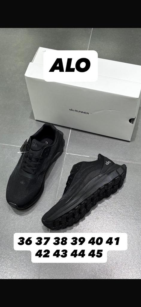 Alo sneakers, Ophalen of Verzenden, Zo goed als nieuw